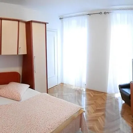Studio-appartment Mit Wunderschoenen Panoramablick